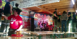 Festyn strażacki - młodzież się bawi